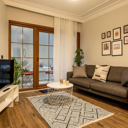 Apartamento Spacious And Comfy 2Br In The Heart Of Cihangir Estambul Exterior foto